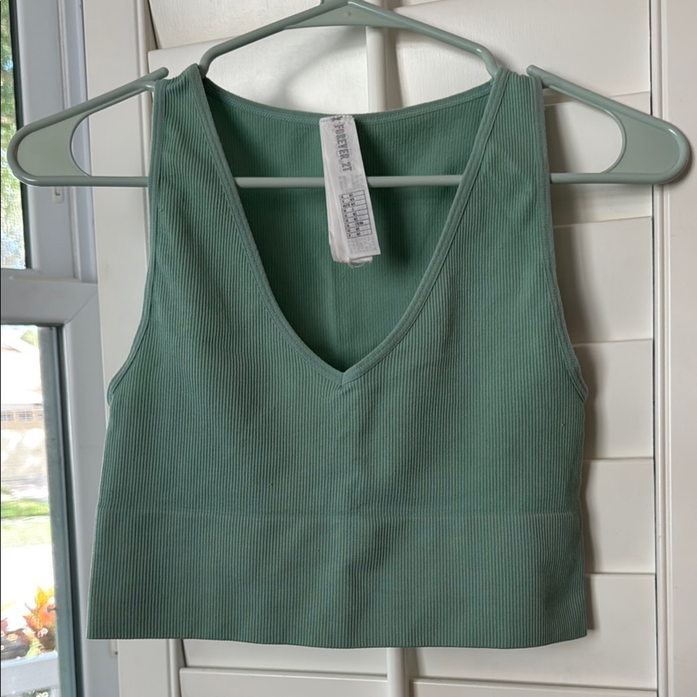 Forever 21 Green Sleeveless Fitted Crop Tank Top